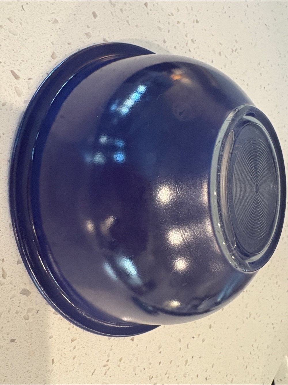 Pyrex Deep Cobalt Blue Glass Mixing Bowl - Picture 3 of 3